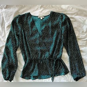 Nine Britton top. Size small.